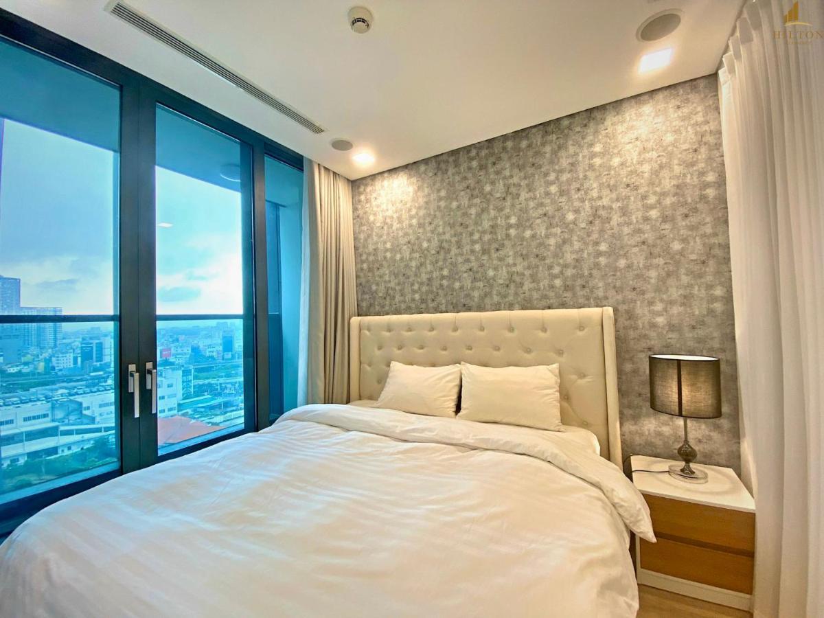 Hilton Residence - Landmark 81 Vinhomes Central Park Хошимин Экстерьер фото