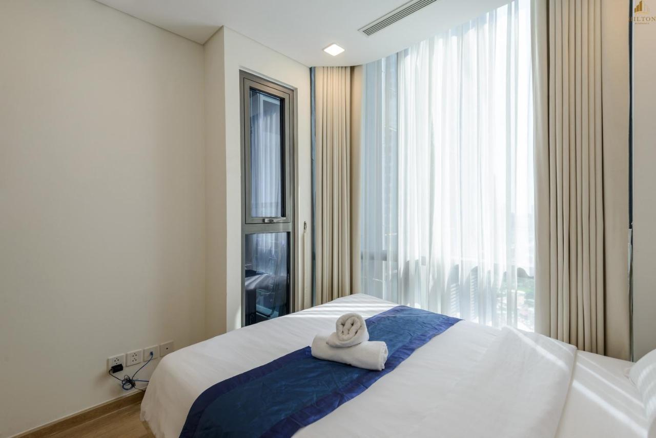 Hilton Residence - Landmark 81 Vinhomes Central Park Хошимин Экстерьер фото