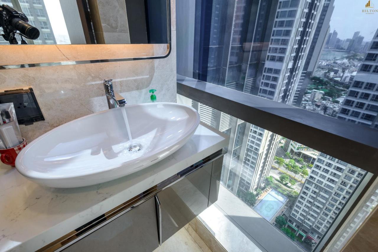 Hilton Residence - Landmark 81 Vinhomes Central Park Хошимин Экстерьер фото